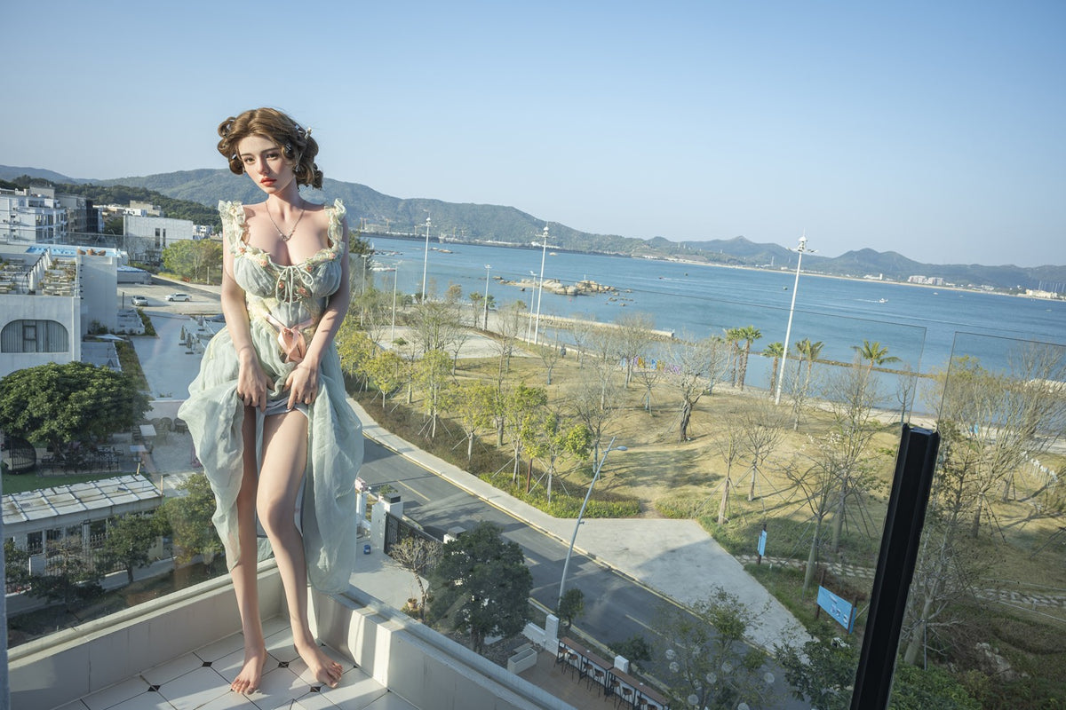 Natalia sexdukke (Starpery 171 cm D-cup TPE+silikon)