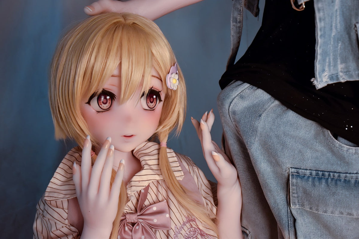 Yokotani Yukiko sexdukke (Elsa Babe 140 cm D-cup RAD007 silikon)