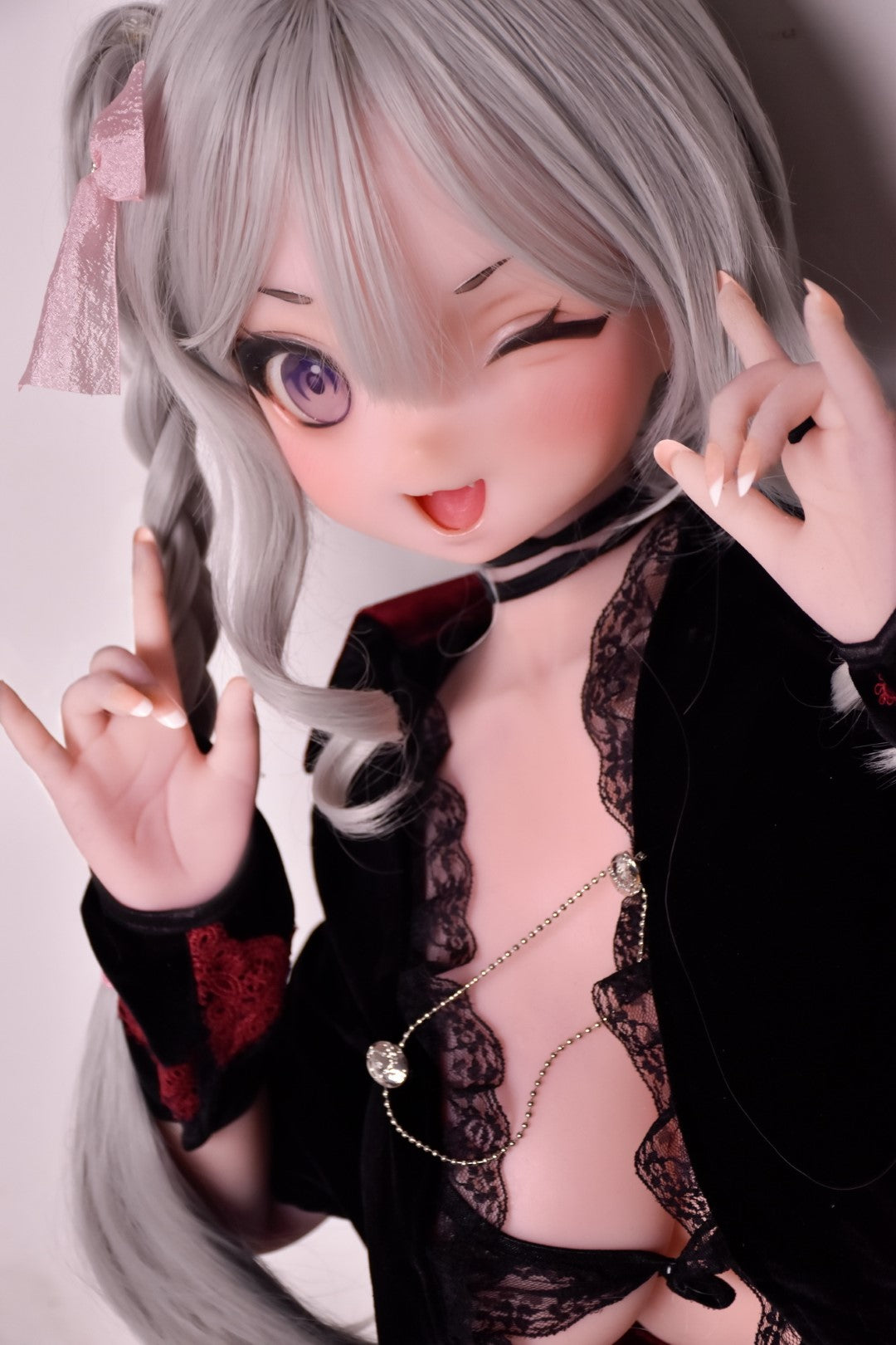 Takeuchi Yuki sexdukke (Elsa Babe 148 cm RAD026 silikon)