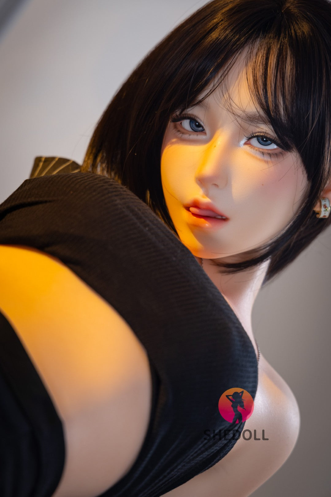 Lina sexdukke (SHEDOLL 152 cm A-cup #SH200 2.0 silikon)