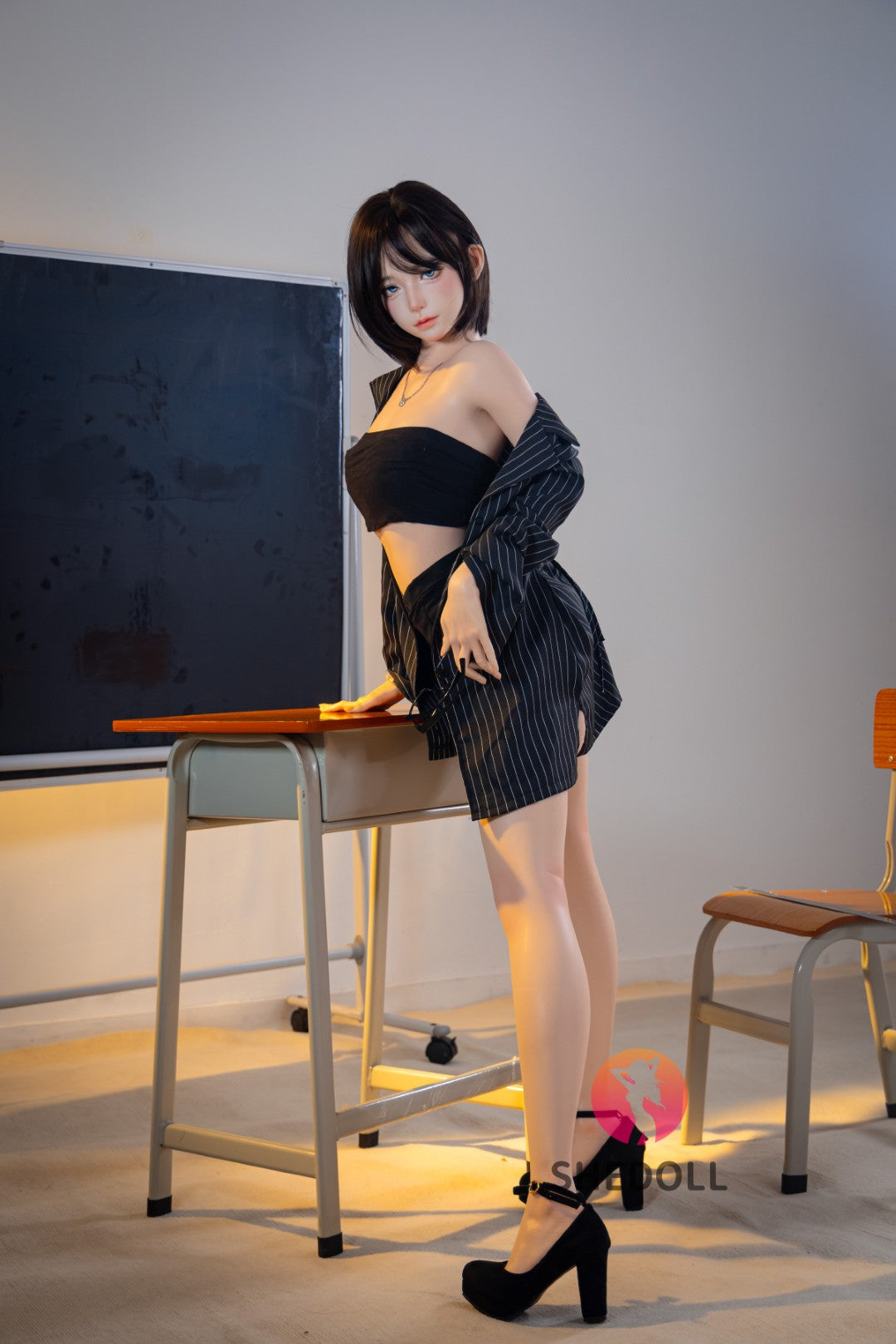 Lina sexdukke (SHEDOLL 152 cm A-cup #SH200 2.0 silikon)