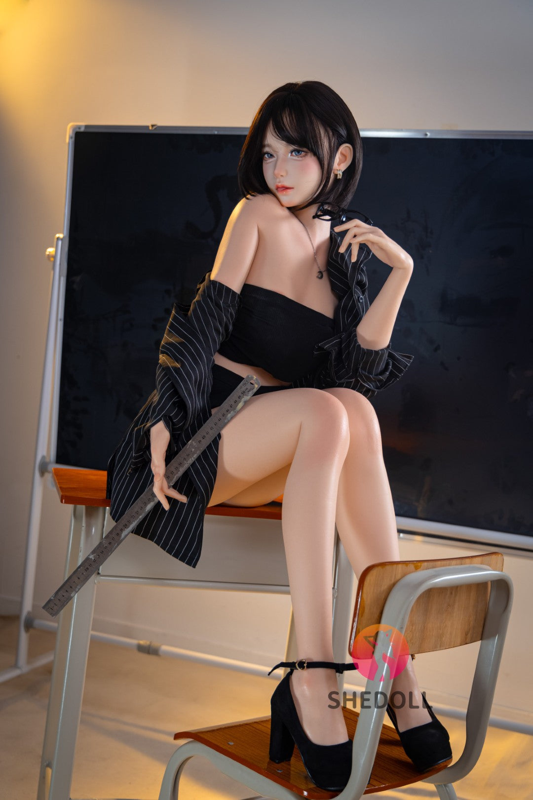 Lina sexdukke (SHEDOLL 152 cm A-cup #SH200 2.0 silikon)