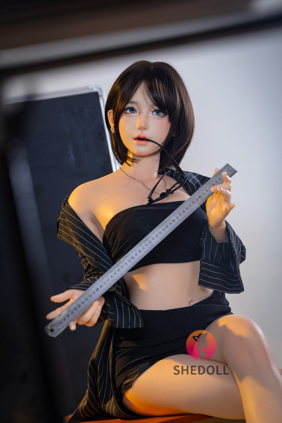 Lina sexdukke (SHEDOLL 152 cm A-cup #SH200 2.0 silikon)