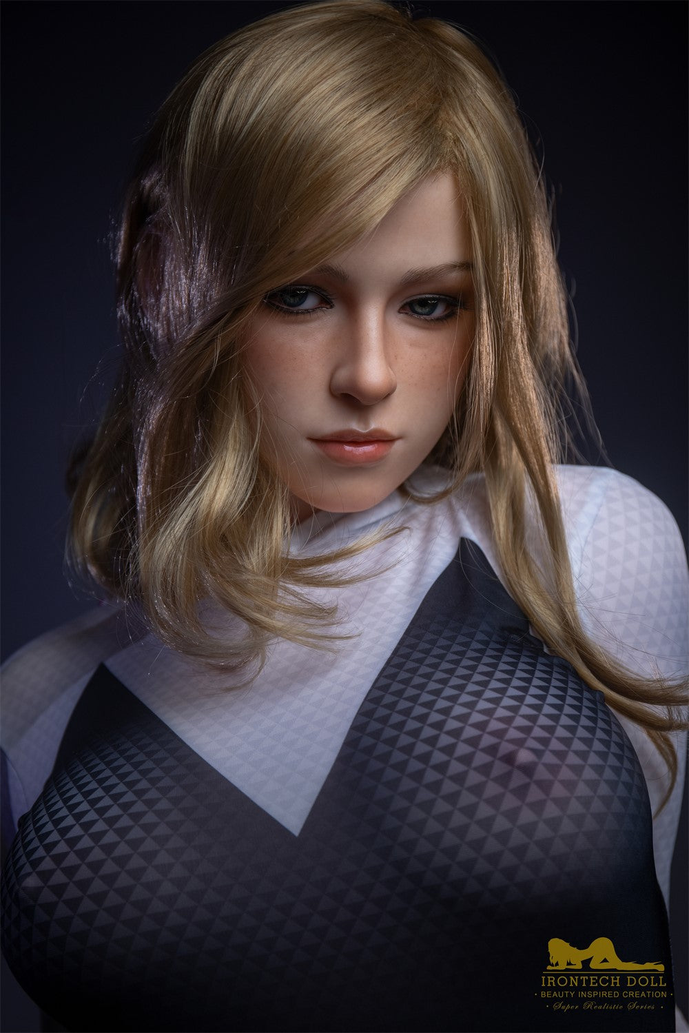 Gwen sexdukke (Irontech Doll 167cm e-cup S38 silikon)