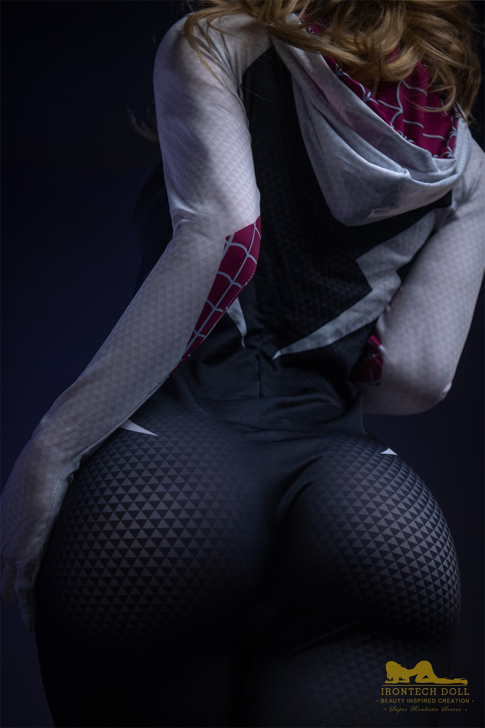 Gwen sexdukke (Irontech Doll 167cm e-cup S38 silikon)