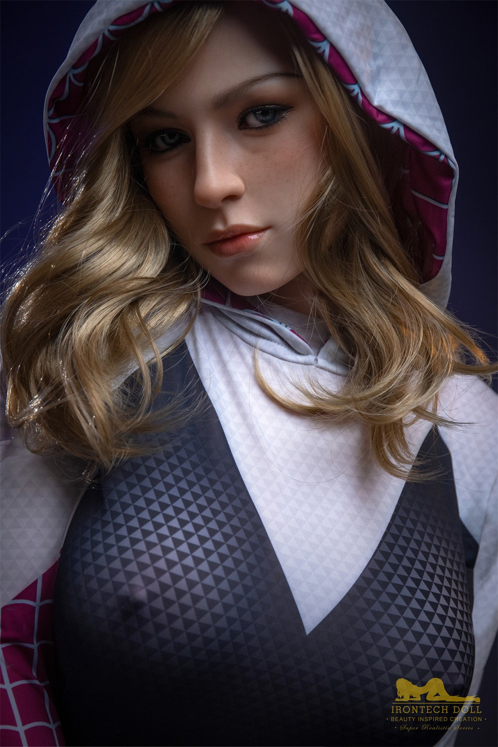 Gwen sexdukke (Irontech Doll 167cm e-cup S38 silikon)