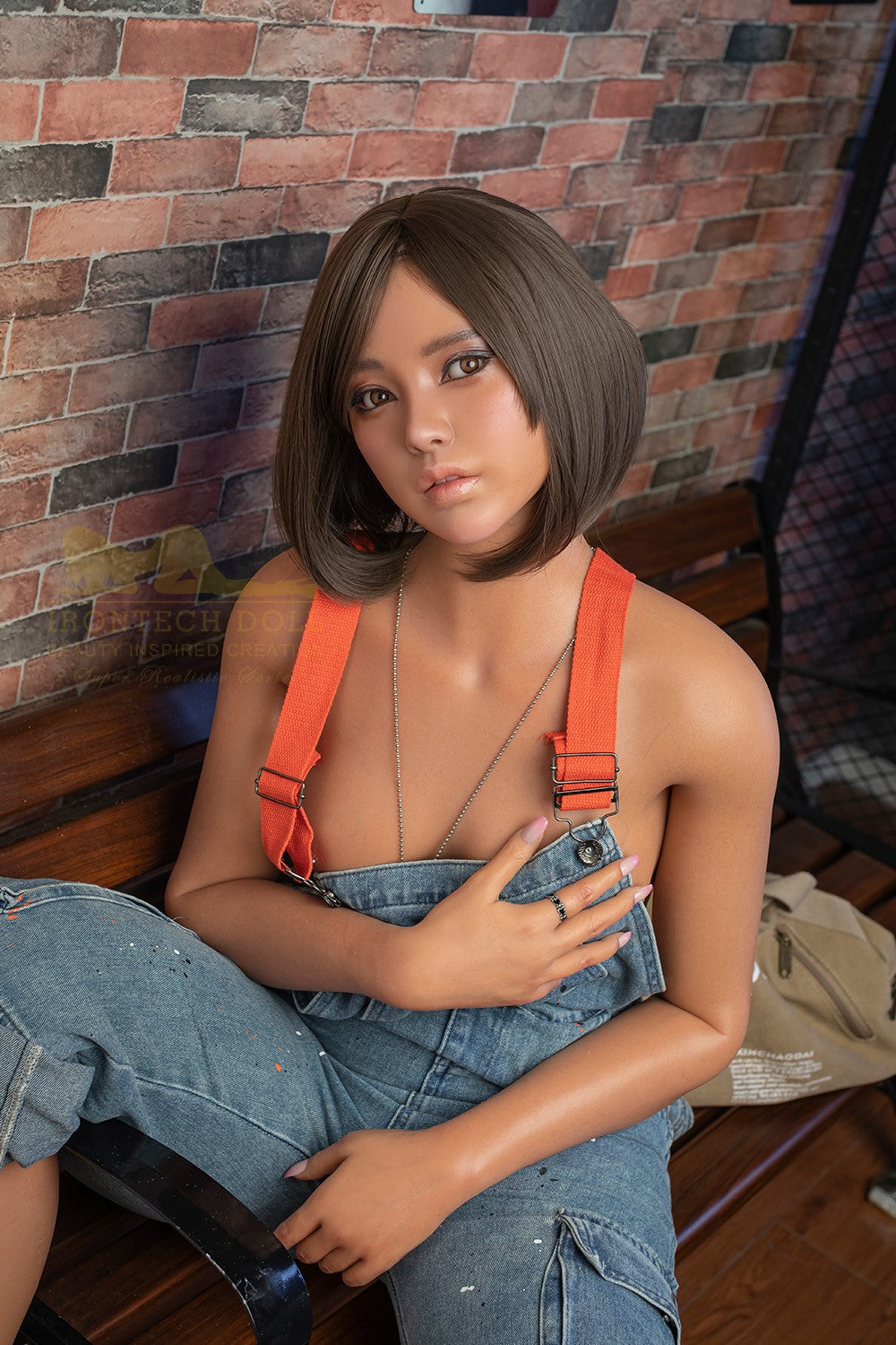 Emilia sexdukke (Irontech Doll 162cm B-cup S40 silikon)