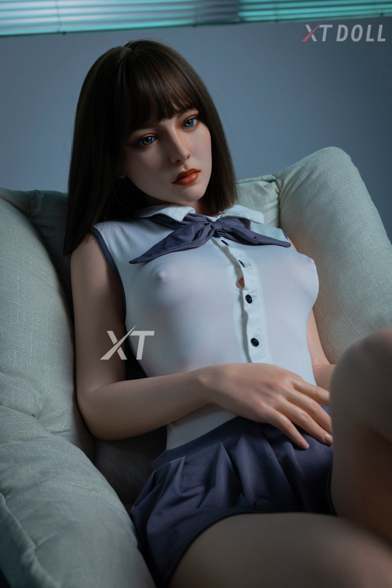 Irina sexdukke (XT Doll 161 cm B-cup #XT-18 silikon)