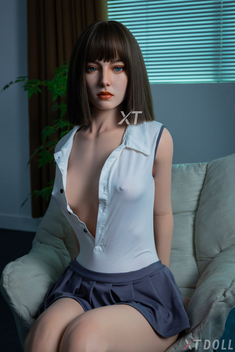 Irina sexdukke (XT Doll 161 cm B-cup #XT-18 silikon)