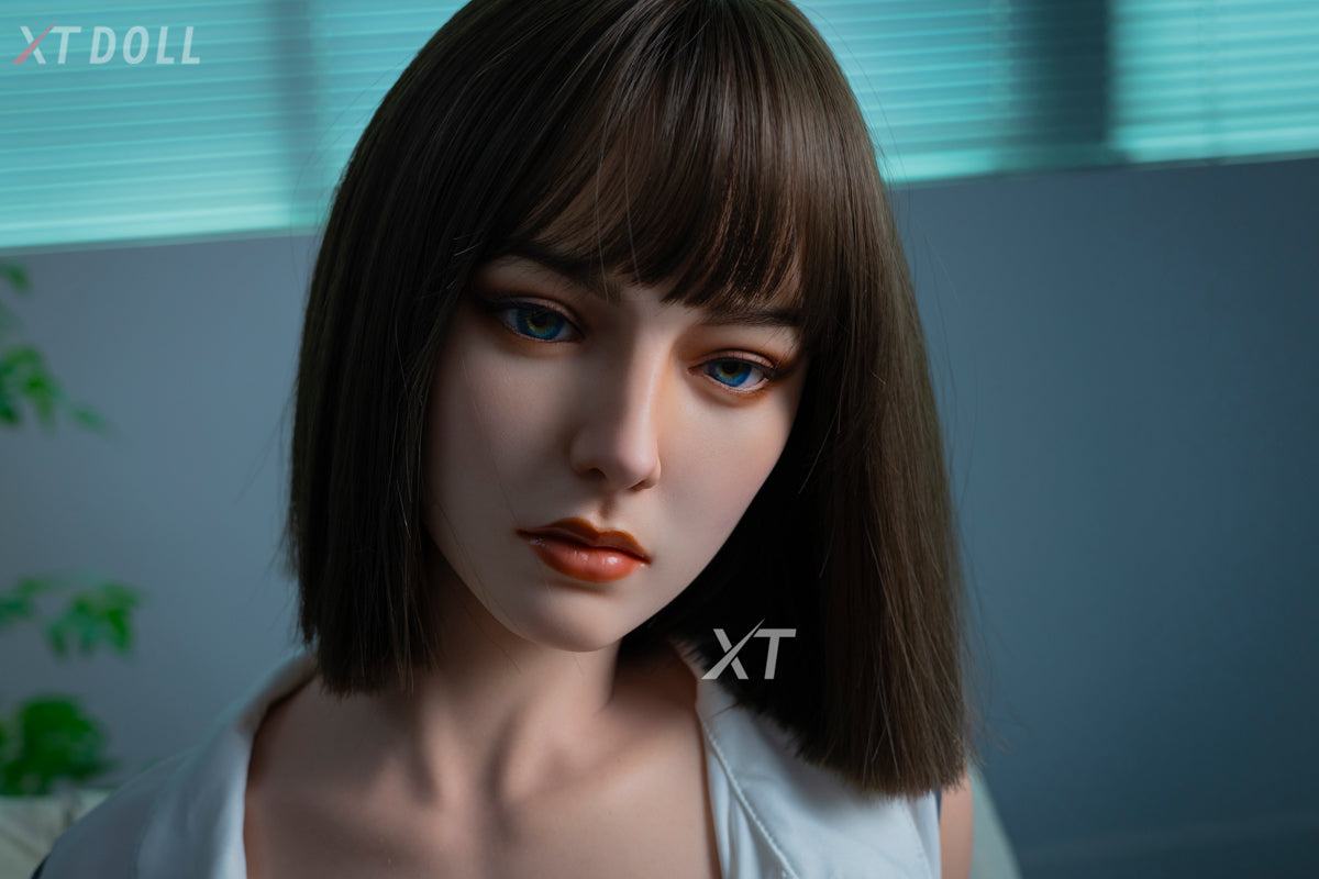 Irina sexdukke (XT Doll 161 cm B-cup #XT-18 silikon)