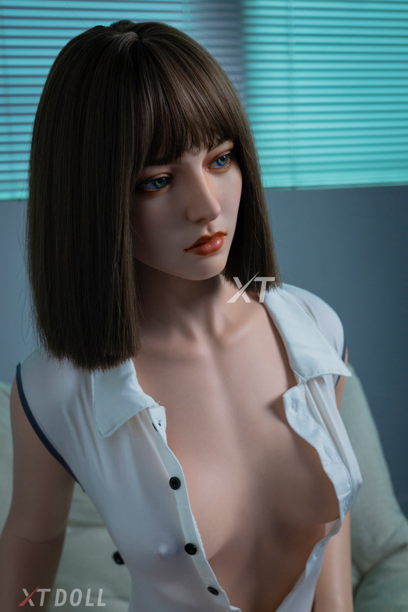 Irina sexdukke (XT Doll 161 cm B-cup #XT-18 silikon)