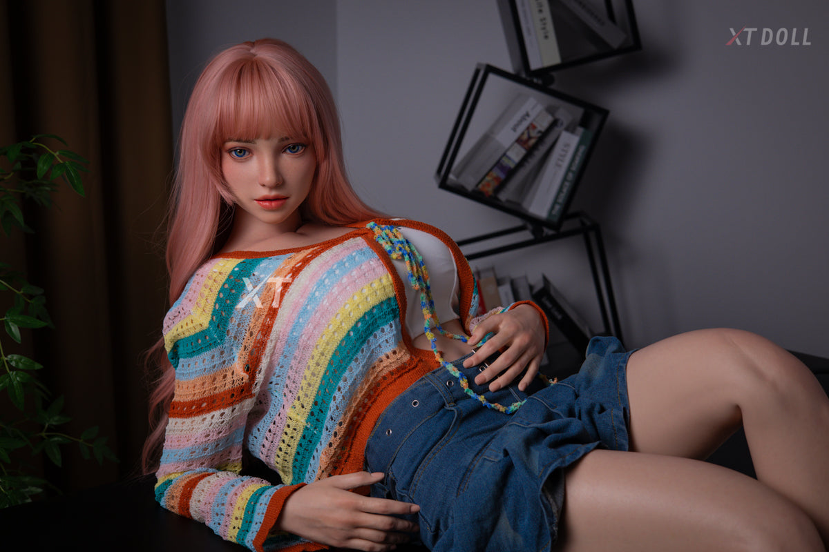 Sophia sexdukke (XT Doll 165 cm E-cup #XT-5 silikon)