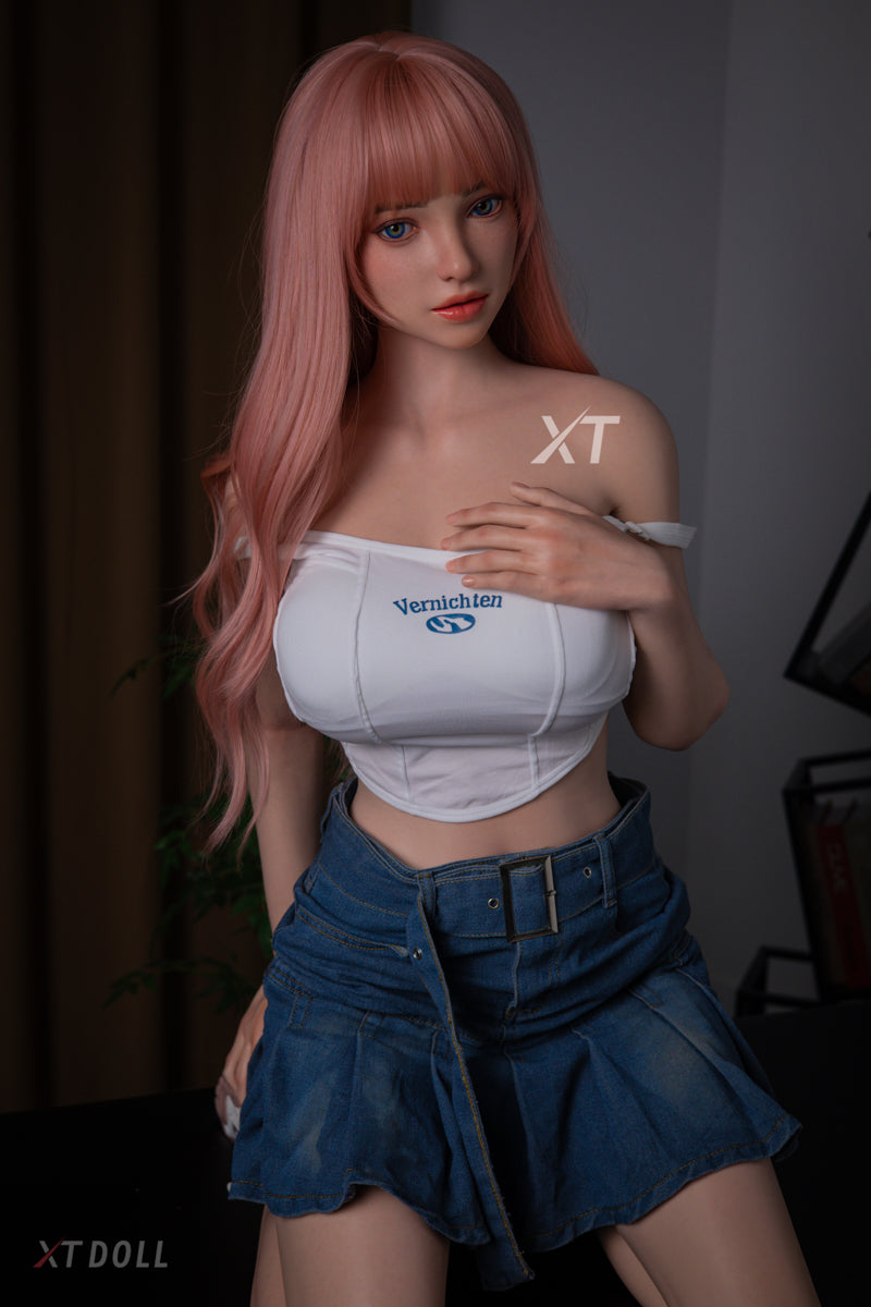 Sophia sexdukke (XT Doll 165 cm E-cup #XT-5 silikon)