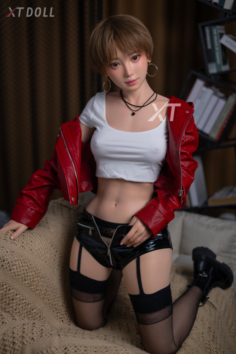 Grace sexdukke (XT Doll 161cm B-cup #XT-39-B silikon)