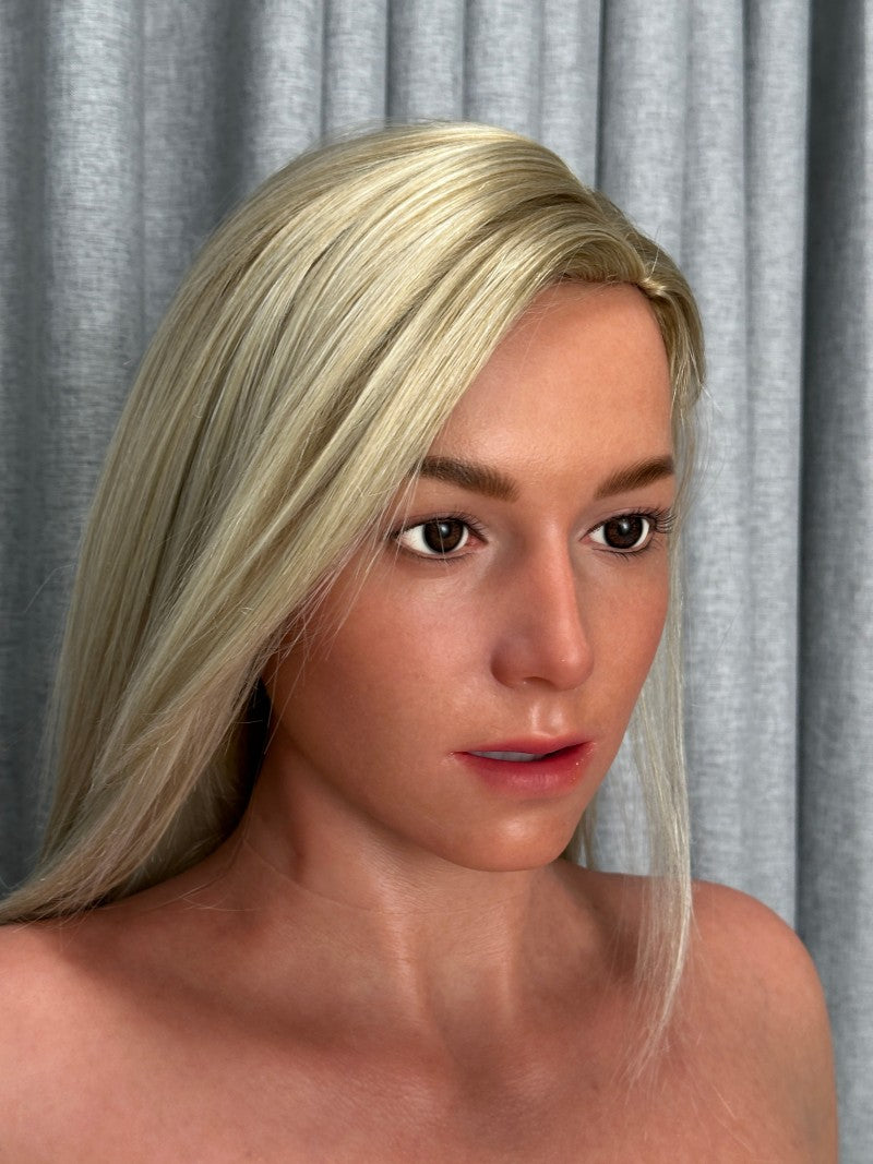 Gwen sexdukke (Zelex 169 cm C-cup ZFE01-2 Fusion Silikon)