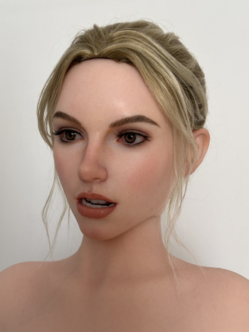 Irina sexdukke (Zelex 164cm g-cup ZXE206-W1 SLE silikon) EXPRESS
