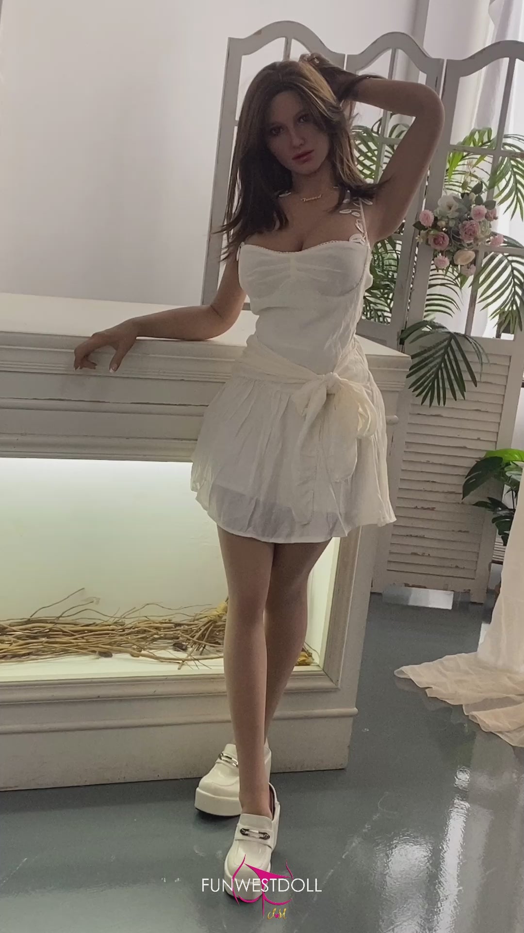 Skylar sexdukke (FunWest Doll 157 cm G-cup #044 TPE)