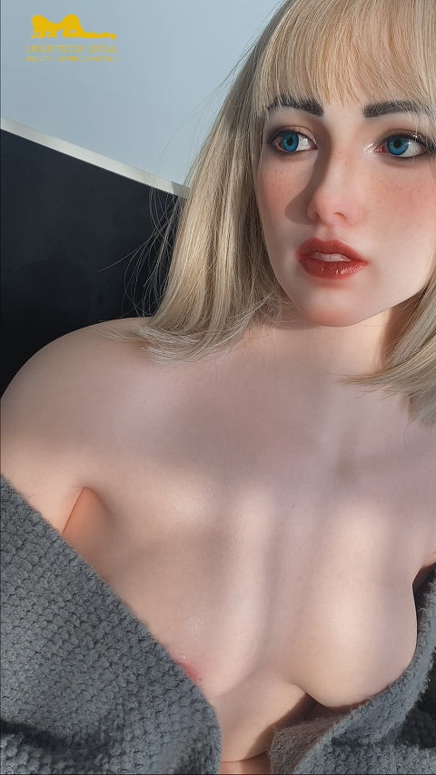 Molly sexdukke (Irontech Doll 162 cm B-cup S44 silikon)