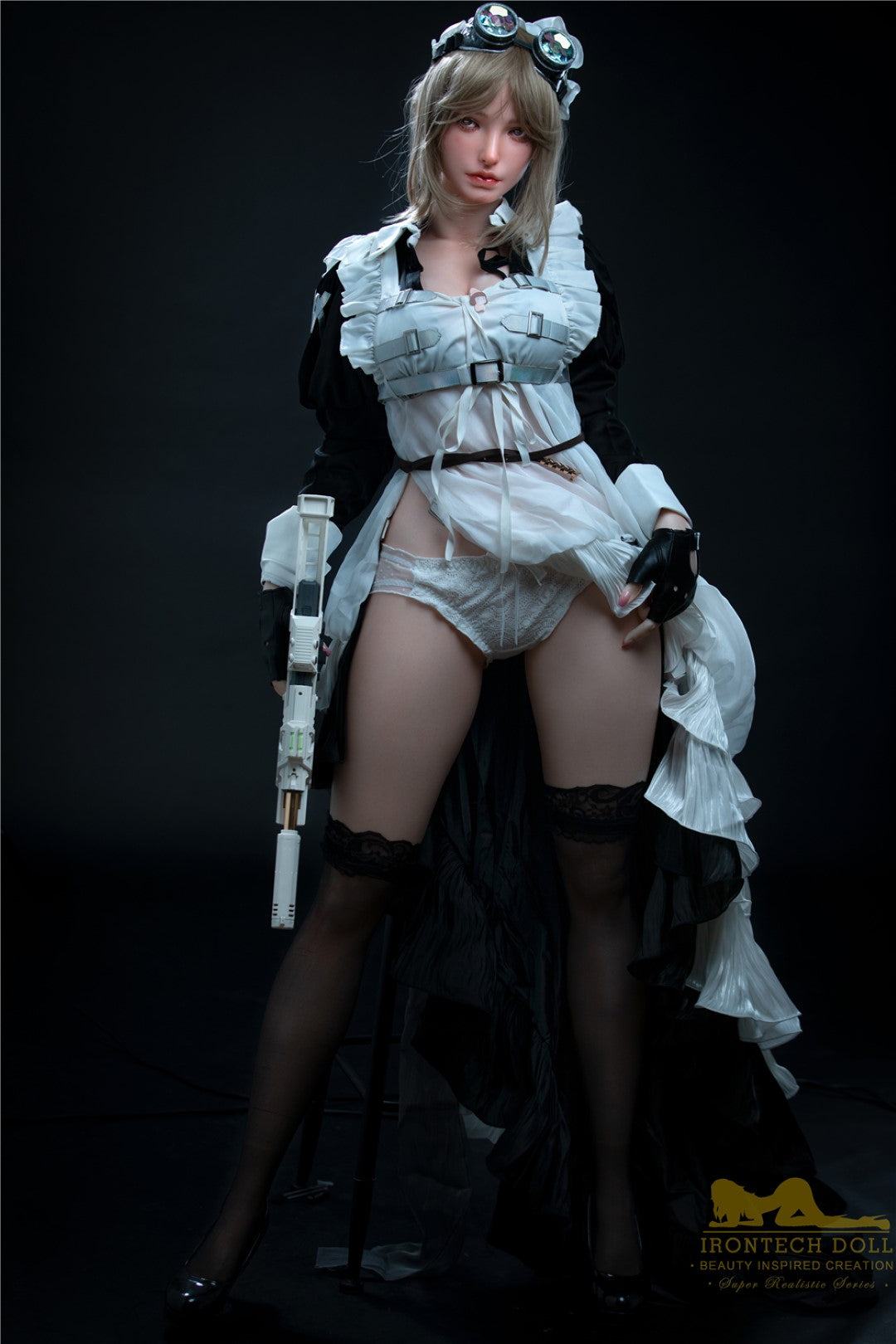 Cynthia sexdukke (Irontech Doll 165cm f-cup S15 silikon)