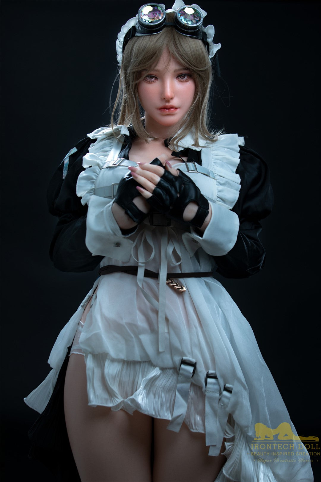 Cynthia sexdukke (Irontech Doll 165cm f-cup S15 silikon)