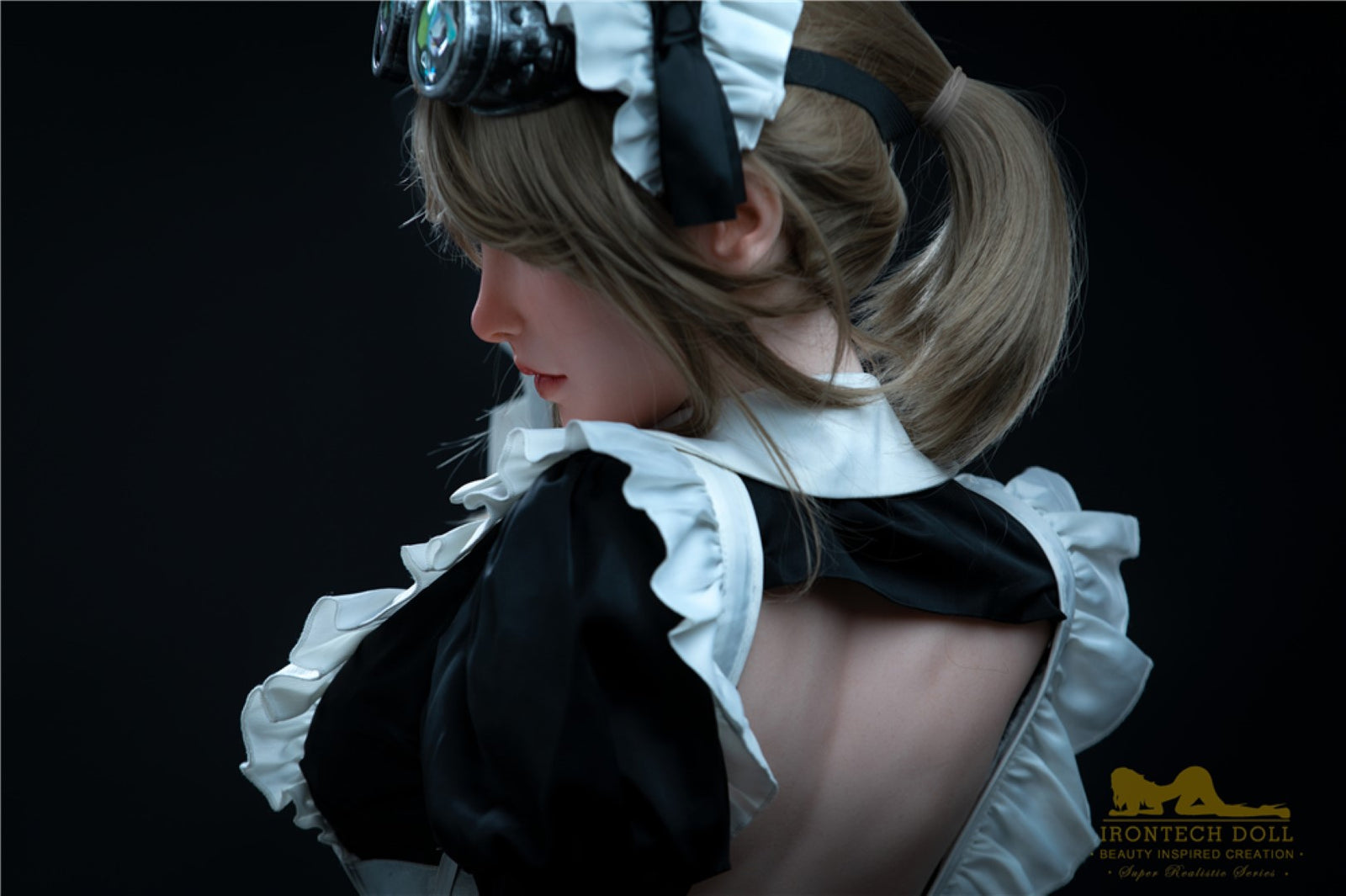 Cynthia sexdukke (Irontech Doll 165 cm F-cup S15 silikon)