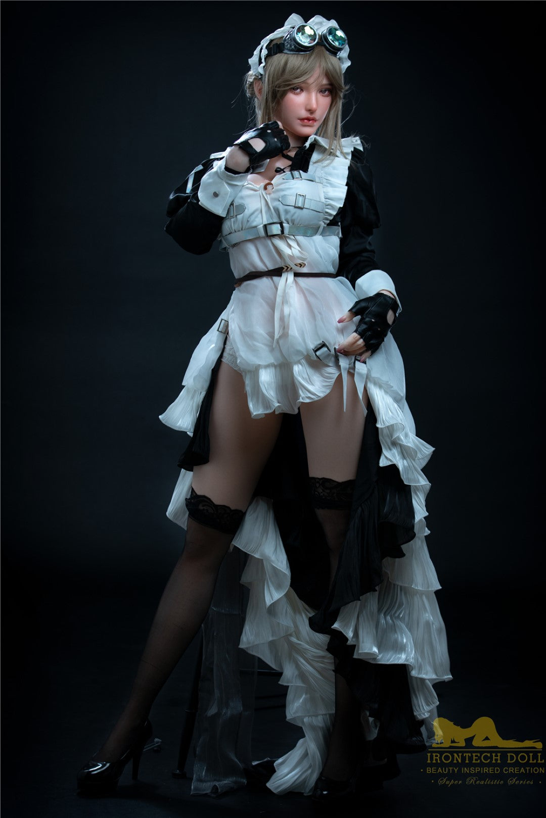 Cynthia sexdukke (Irontech Doll 165 cm F-cup S15 silikon)