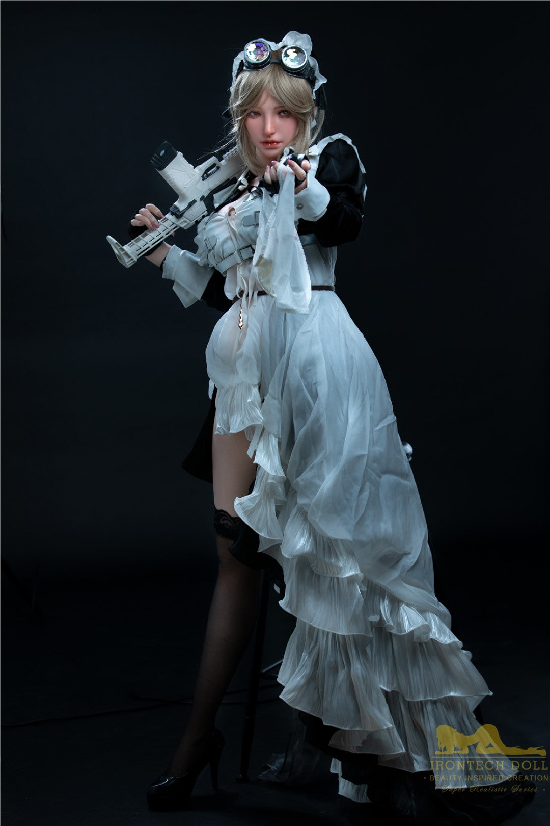 Cynthia sexdukke (Irontech Doll 165 cm F-cup S15 silikon)