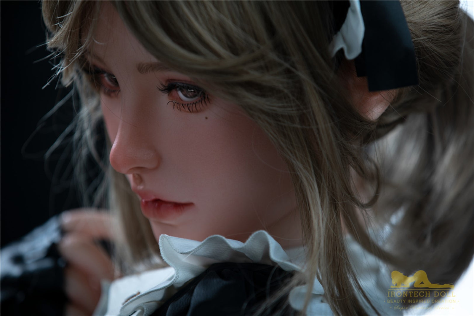 Cynthia sexdukke (Irontech Doll 165 cm F-cup S15 silikon)