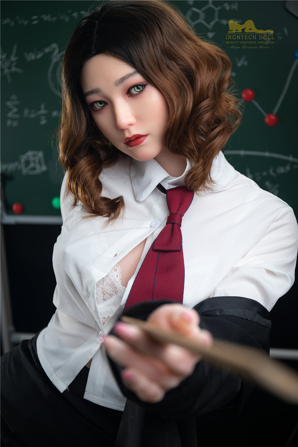 Karolina sexdukke (Irontech Doll 166cm B-cup S10 silikon)