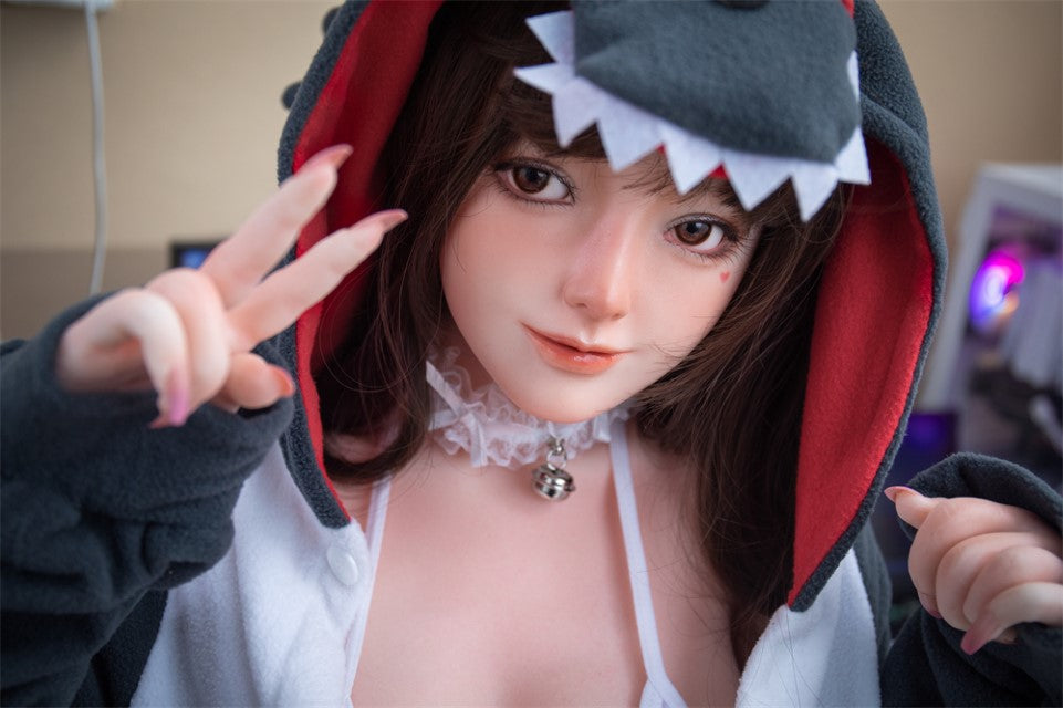 Aona sexdukke (Irontech Doll 148 cm C-cup G3 silikon)